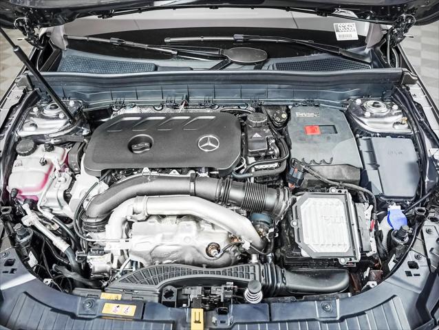 2026 Mercedes-Benz GLB 4MATIC