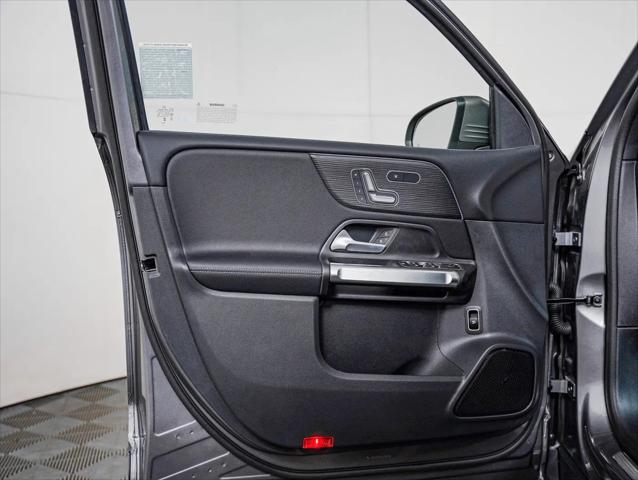 2026 Mercedes-Benz GLB 4MATIC