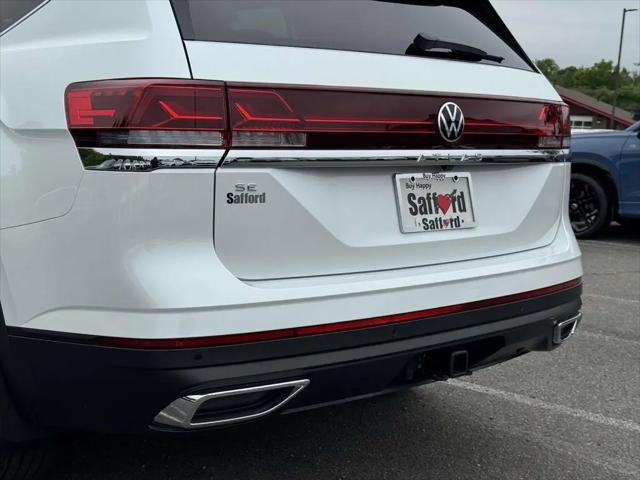 2026 Volkswagen Atlas SE with Technology