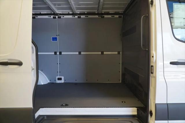2026 Mercedes-Benz Sprinter 2500 Standard Roof 4-Cyl Diesel