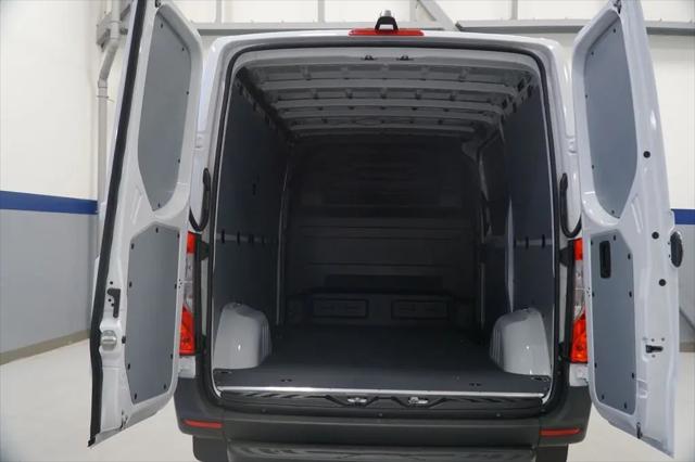 2026 Mercedes-Benz Sprinter 2500 Standard Roof 4-Cyl Diesel