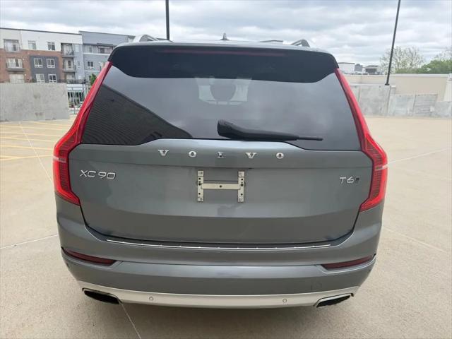 2018 Volvo XC90 T6 Momentum