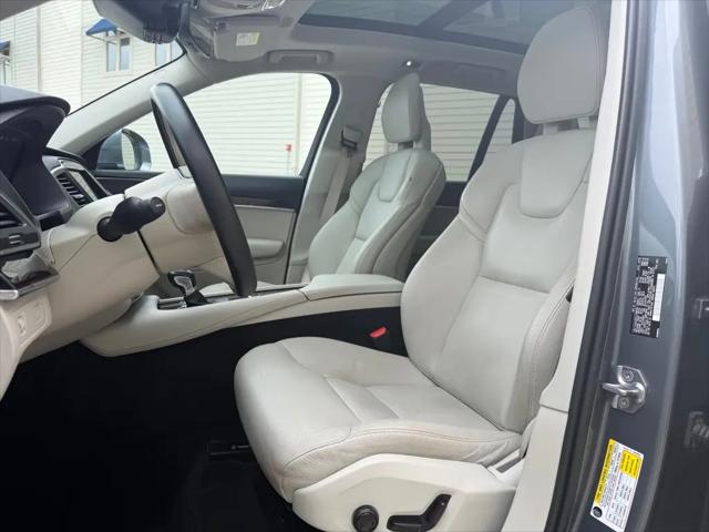 2018 Volvo XC90 T6 Momentum