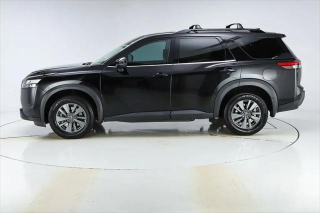 2023 Nissan Pathfinder SV FWD