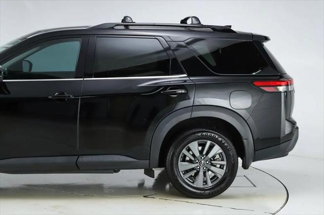 2023 Nissan Pathfinder SV FWD