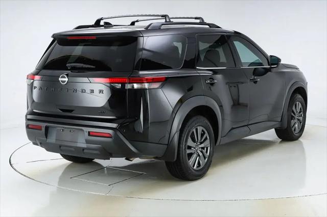 2023 Nissan Pathfinder SV FWD