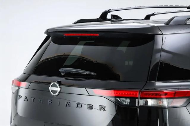 2023 Nissan Pathfinder SV FWD