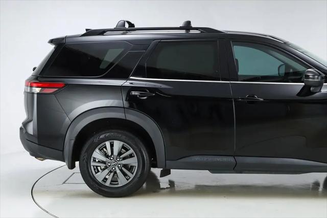 2023 Nissan Pathfinder SV FWD