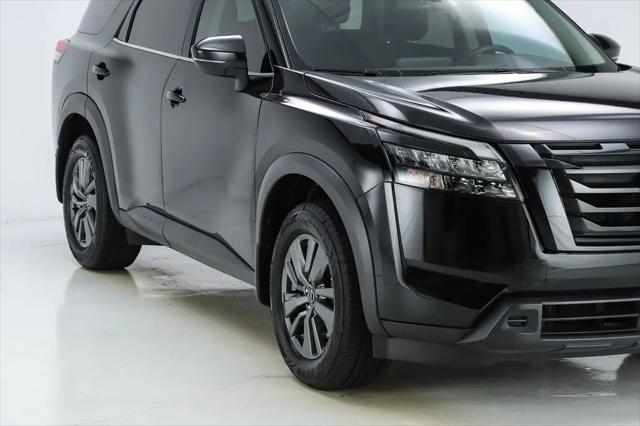 2023 Nissan Pathfinder SV FWD