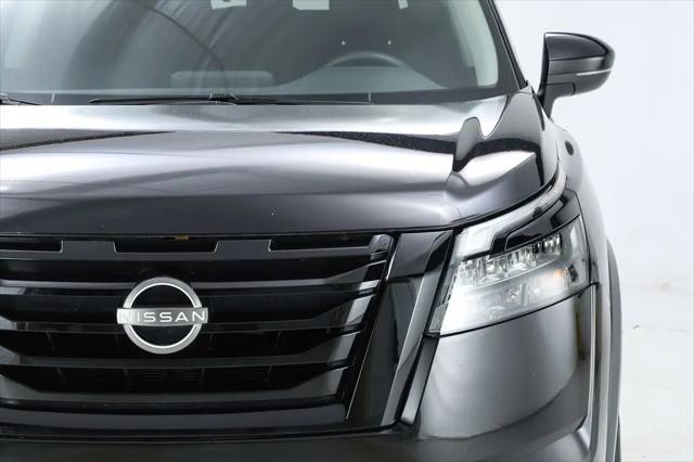 2023 Nissan Pathfinder SV FWD
