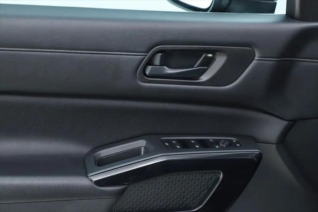 2023 Nissan Pathfinder SV FWD