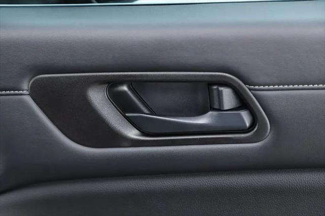 2023 Nissan Pathfinder SV FWD