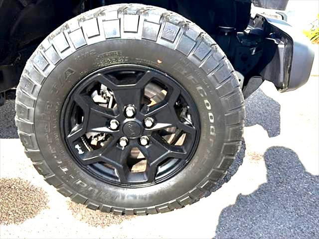 2021 Jeep Gladiator Willys 4x4 2021 Jeep Gladiator Willys 4x4