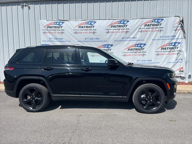 2023 Jeep Grand Cherokee Limited 4x4 2023 Jeep Grand Cherokee Limited 4x4
