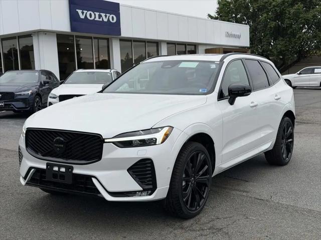 2026 Volvo XC60 B5 Ultra Black Edition