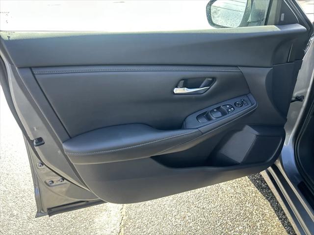2023 Nissan Sentra SV Xtronic CVT