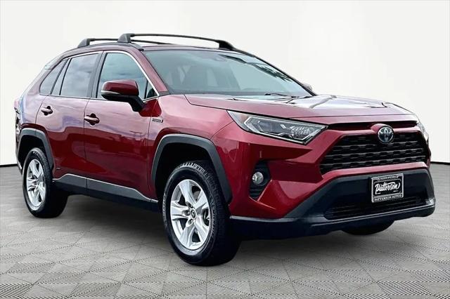 2021 Toyota RAV4 Hybrid XLE