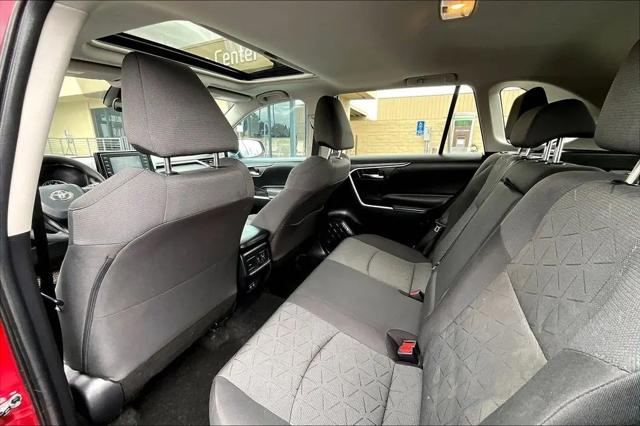2021 Toyota RAV4 Hybrid XLE