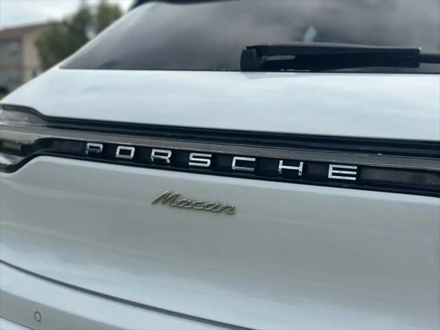 2023 Porsche Macan Macan