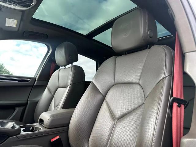 2023 Porsche Macan Macan