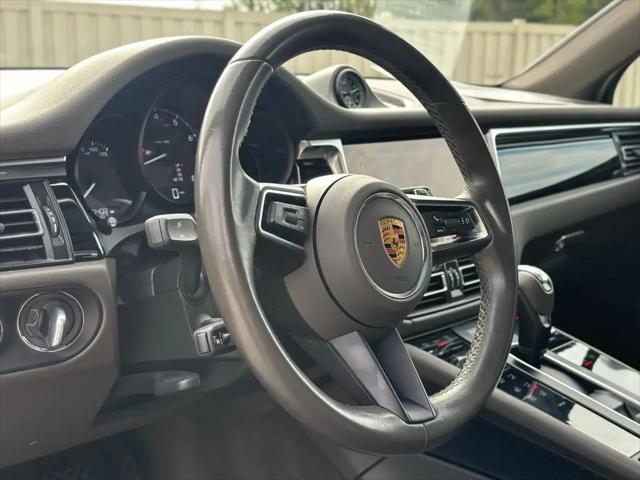 2023 Porsche Macan Macan