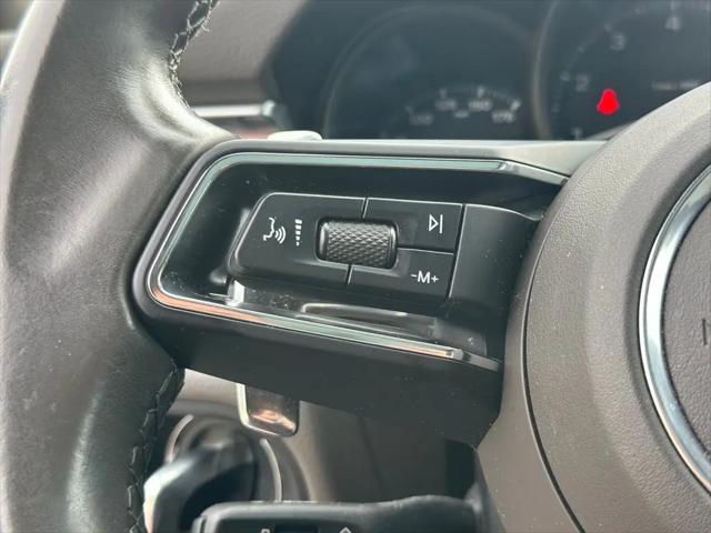 2023 Porsche Macan Macan
