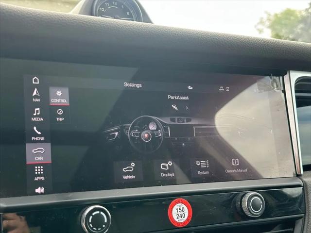 2023 Porsche Macan Macan