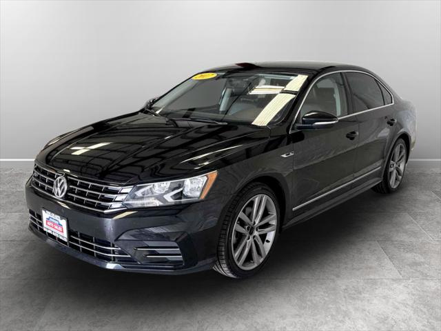2017 Volkswagen Passat 1.8T R-Line