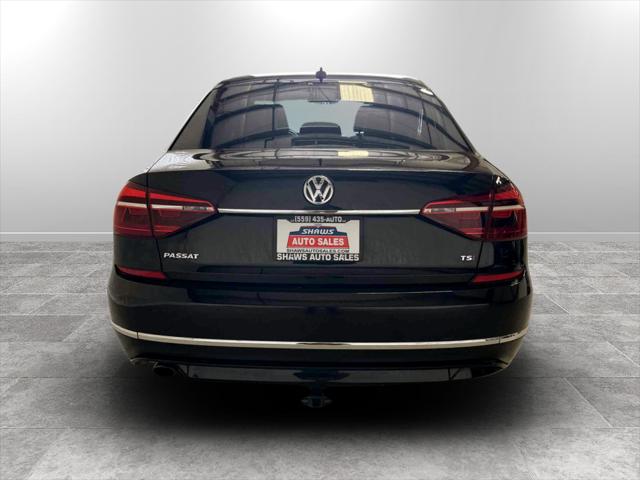 2017 Volkswagen Passat 1.8T R-Line