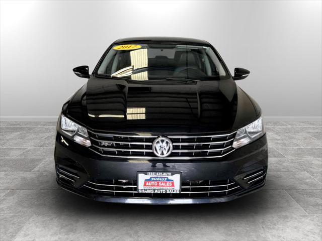 2017 Volkswagen Passat 1.8T R-Line