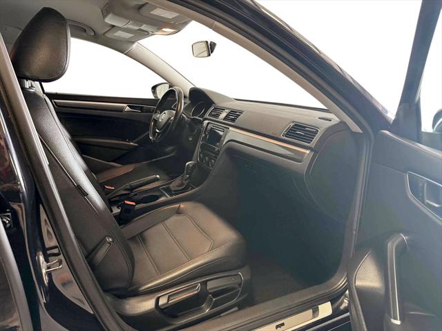 2017 Volkswagen Passat 1.8T R-Line