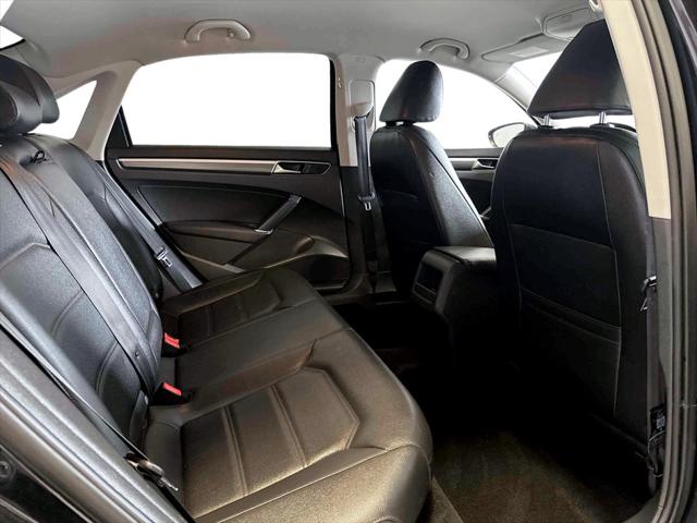 2017 Volkswagen Passat 1.8T R-Line