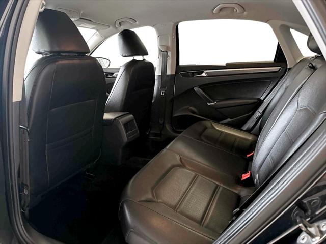 2017 Volkswagen Passat 1.8T R-Line
