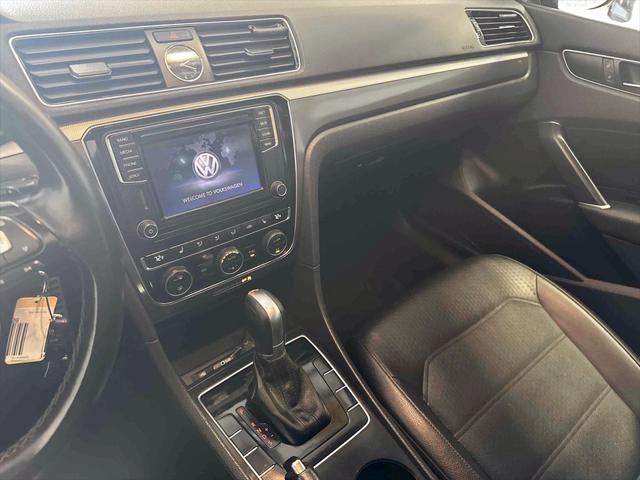 2017 Volkswagen Passat 1.8T R-Line