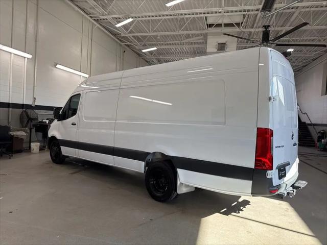 2025 Mercedes-Benz Sprinter Cargo Van High Roof 4-Cyl Diesel HO
