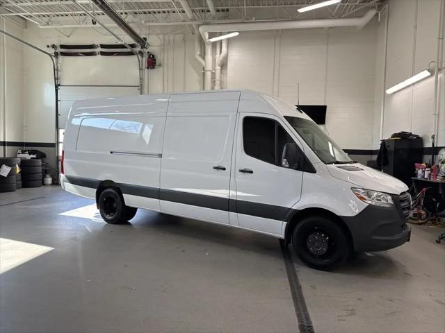 2025 Mercedes-Benz Sprinter Cargo Van High Roof 4-Cyl Diesel HO