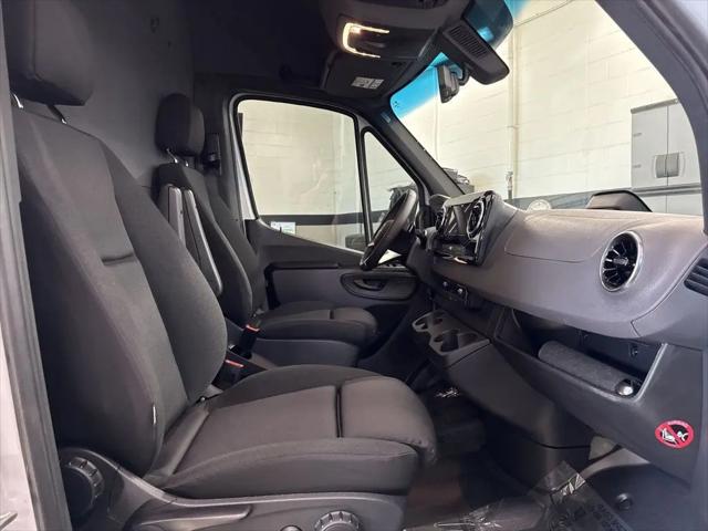 2025 Mercedes-Benz Sprinter Cargo Van High Roof 4-Cyl Diesel HO