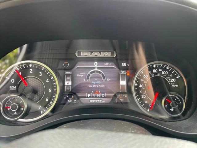 2022 Ram 1500 Big Horn Crew Cab 4x4 5'7" Box