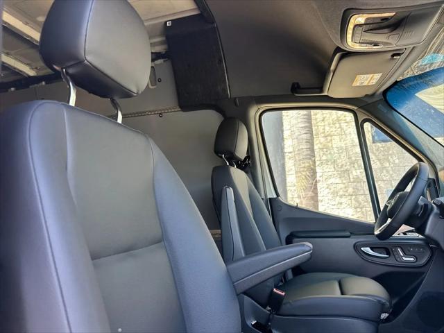 2026 Mercedes-Benz Sprinter 3500 High Roof 4-Cyl Diesel HO