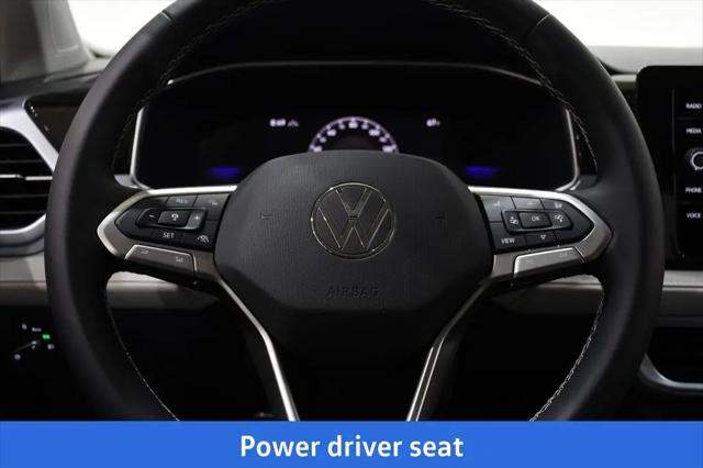 2026 Volkswagen Taos SE