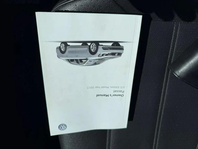 2017 Volkswagen Passat 1.8T R-Line