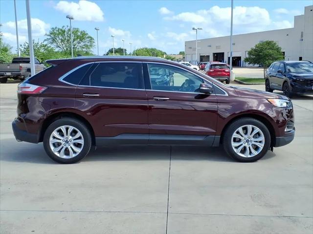 2020 Ford Edge Titanium