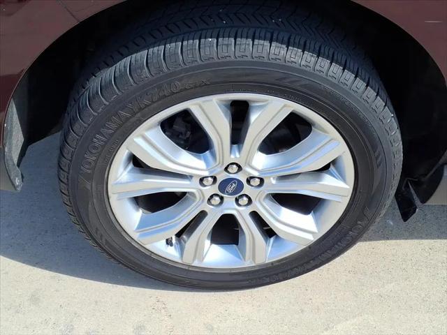 2020 Ford Edge Titanium