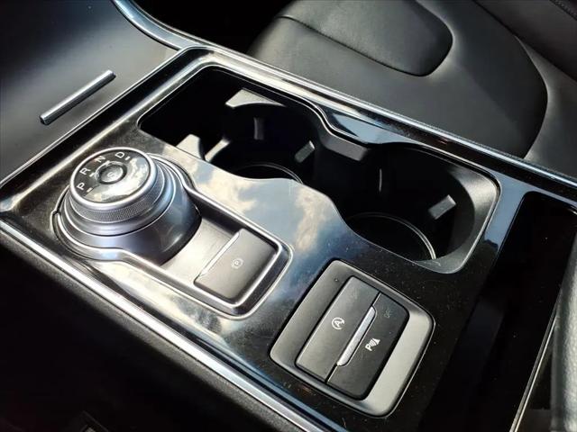 2020 Ford Edge Titanium