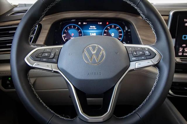 2026 Volkswagen Atlas SE with Technology