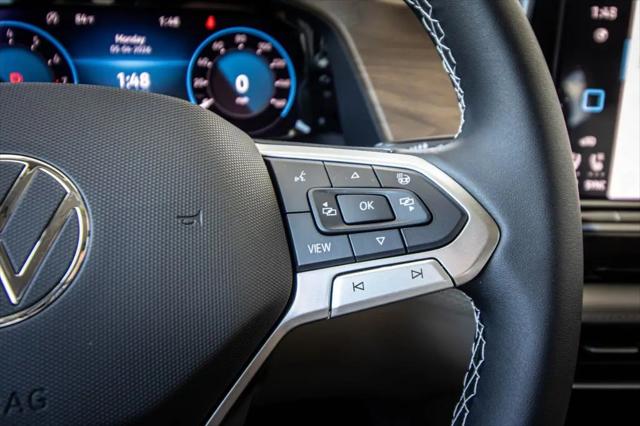 2026 Volkswagen Atlas SE with Technology