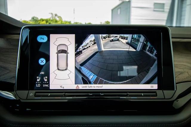 2026 Volkswagen Atlas SE with Technology