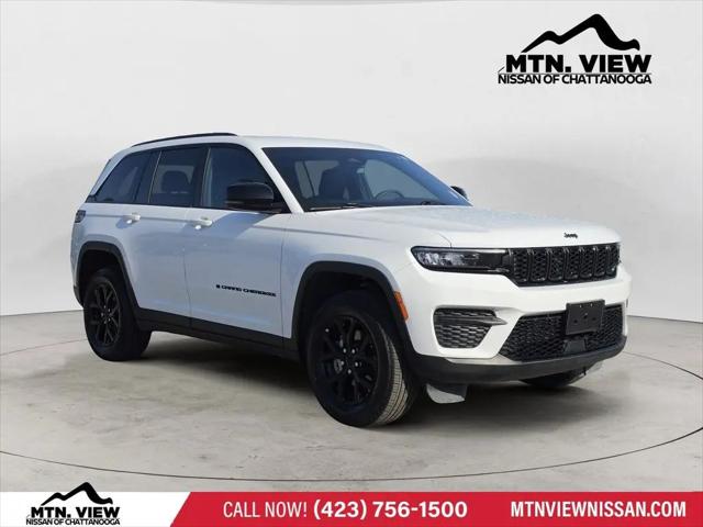 2025 Jeep Grand Cherokee Altitude 4x4