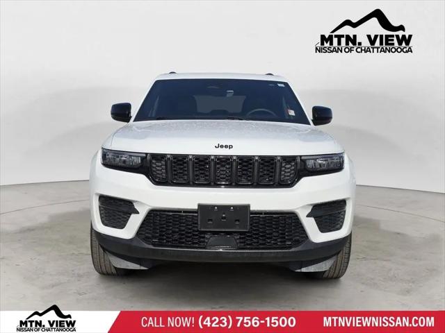 2025 Jeep Grand Cherokee Altitude 4x4