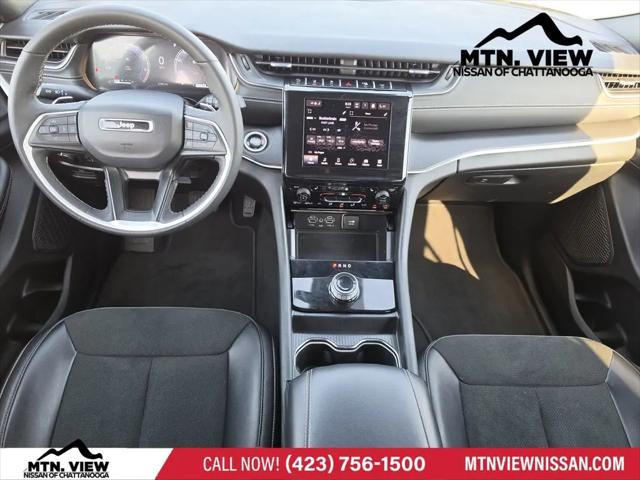 2025 Jeep Grand Cherokee Altitude 4x4